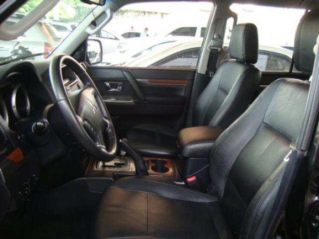 Mitsubishi pajero full 2013 3.2 4x4 diesel top com teto solar (85) 99905-7907 - Foto 4