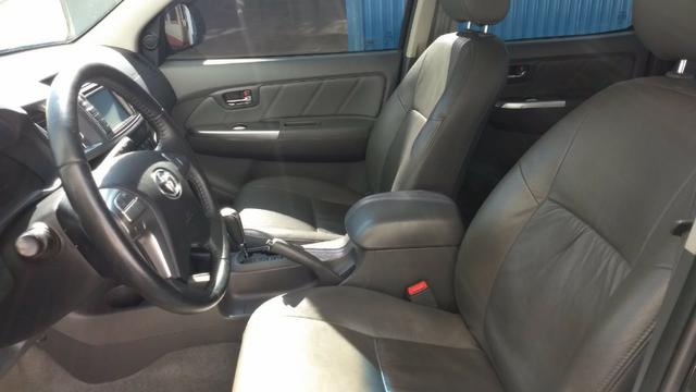 Toyota Hilux SRV 4x4 3.0 Diesel Aut - Foto 9