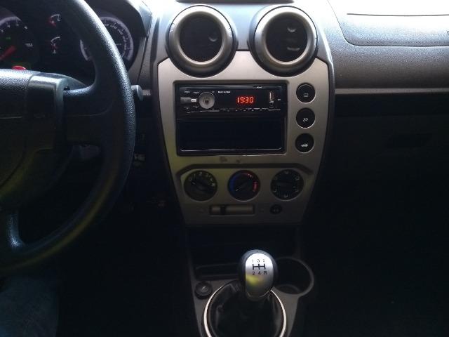 Ford Fiesta Hatch 1.6 c/GNV 2014 - Foto 12