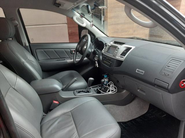 Toyota Hilux - Foto 4
