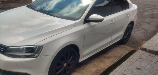 Jetta 2.0 manual flex + teto solar - Foto 3