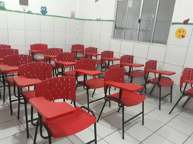 Cadeiras escolares