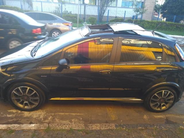 Fiat Punto BlackMotion 1.8 Flex / Automático / 5P / 2015 - Foto 15
