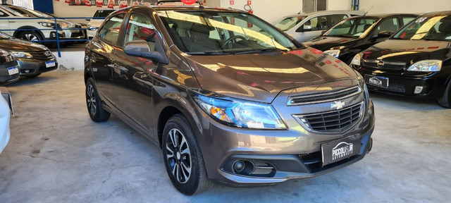 ONIX LT 1.4 AUTOMÁTICO 2013/14