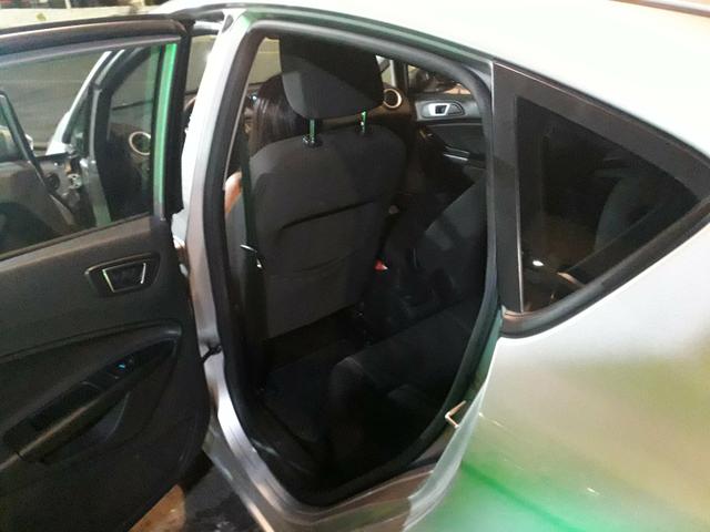 New fiesta hatch 2014 - Foto 9