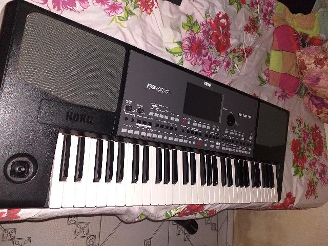 Teclado arranjador korg pa 600