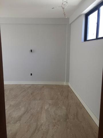 Suite Master em República estudantil na barra - Foto 7