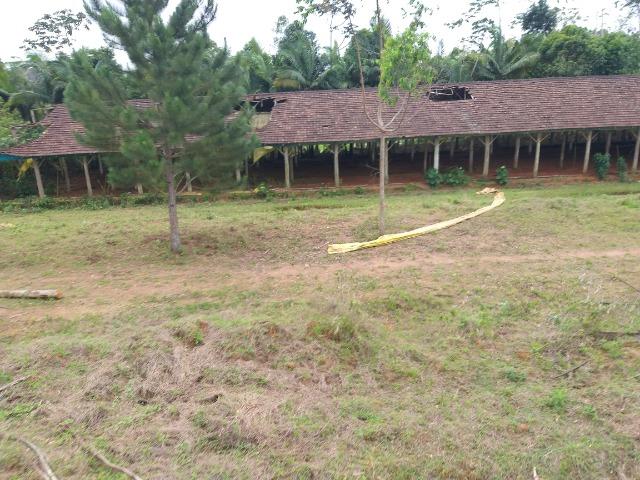 Permuta terreno para chacrinha de 6 mil medindo 30 x 200 de fundos - Foto 5