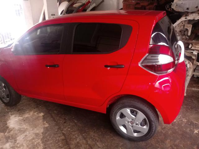 Tampa traseira fiat mobi - Foto 4