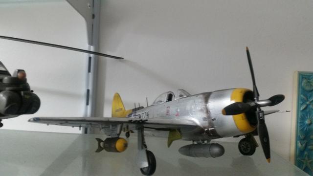 Avião escala 1:48