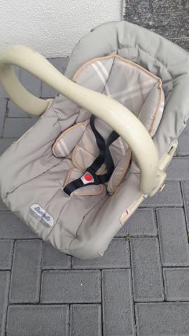 Carrinho de bebê Burigotto Peg-Pérego com bebê conforto - Foto 6