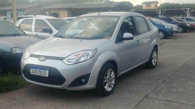 Fiesta Sedan SE 1.6 8v Completo ( r$ 3.000 abaixo da fipe) - Foto 2