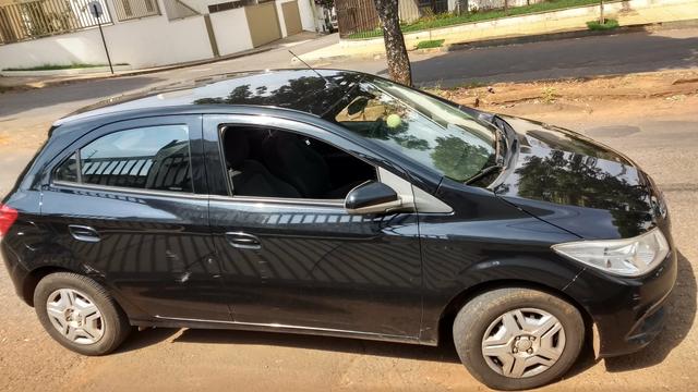Onix preto 1.0 2013 completo LT