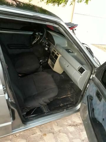 Vende-se Fiat uno 2002 com som de mala - Foto 6