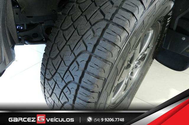 Mitsubishi L200 Triton HPE 3.2 Turbo Diesel 4X4 Manual Lacrada Revisada Procedência - Foto 17