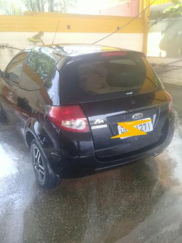Ford Ka 1.0 flex 8V Ano 2011 - Foto 2