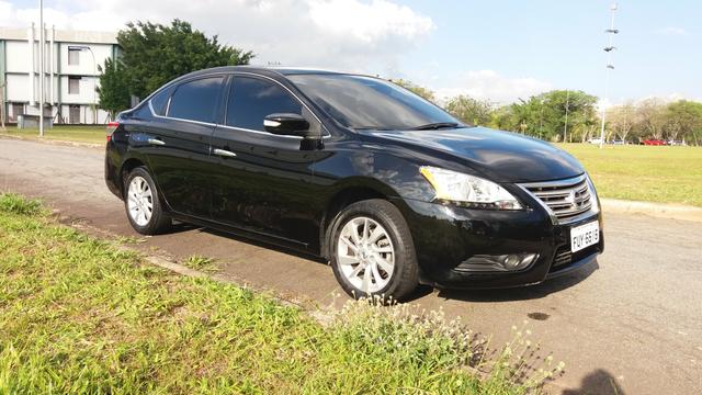 Nissan Sentra - Foto 2