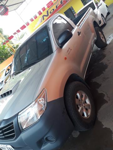 Vende-se HILUX CABINE SIMPLES - Foto 2