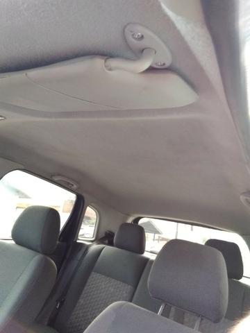 Vendo Ford Fiesta 2004 1.6 - Foto 8