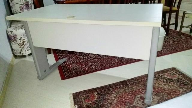 Mesa/Escrivaninha - Foto 4