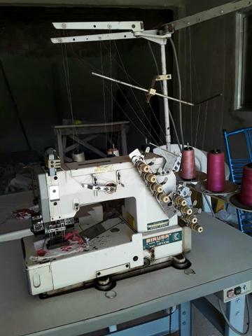 Máquina de cós de 4 agulha.