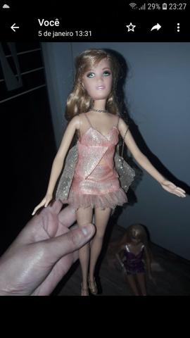 Vendo barbie original bem conservada somente venda