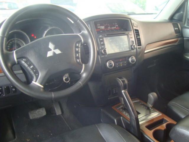 Mitsubishi pajero full 2013 3.2 4x4 diesel top com teto solar (85) 99905-7907 - Foto 9