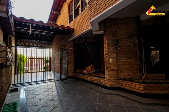 Casa Comercial para aluguel, 3 quartos, 4 vagas, Centro - Divinópolis/MG - Foto 8