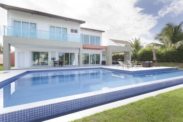 Casa de luxo com decoração extremamente requintada - porteira fechada. Oportunidade Unica!