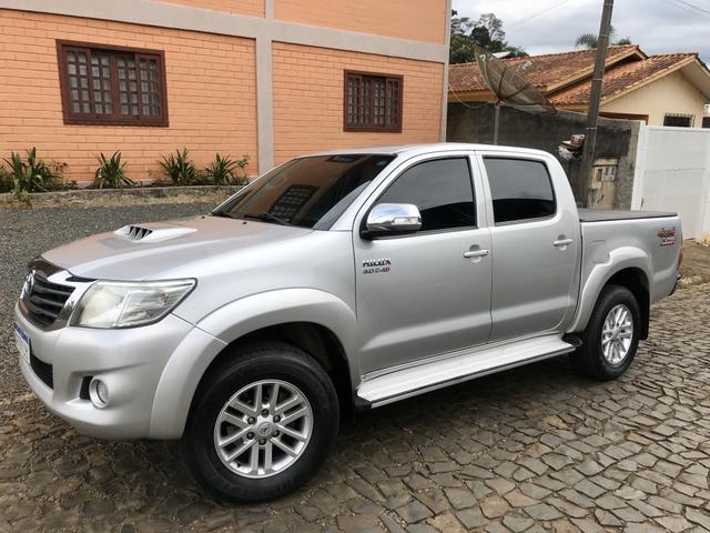 Toyota Hilux SRV 3.0 Diesel Co.Tracao 17?