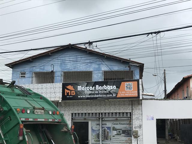 Casa no metrópole!