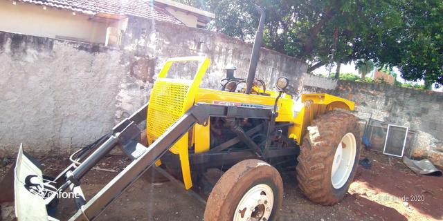 Vendo trator cbt 2100 com pá carregadeira, concha - Foto 2