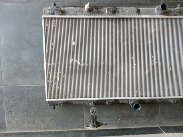 Radiador de água Honda W-rv (Cz223000-5900) - Foto 4