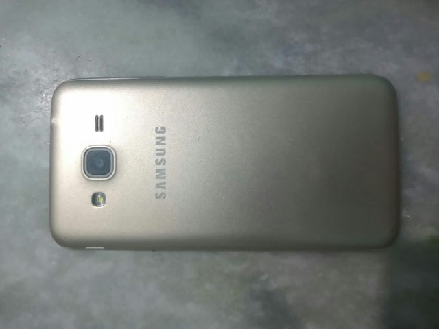 Samsung J3  - Foto 3