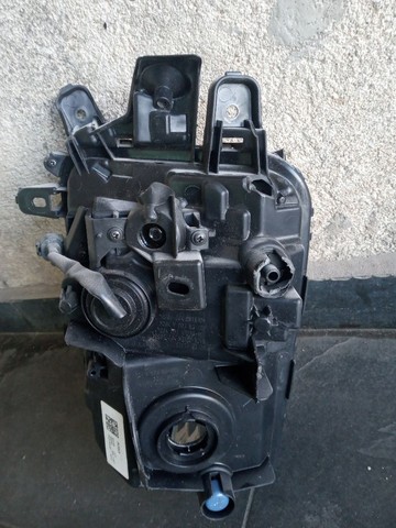 Farol milha lado esquerdo Mitsubishi Outlander Sport 2022  - Foto 3