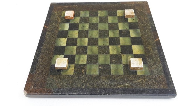 Jogo de Xadrez em Pedra Sabão feito a mão direto de OURO PRETO. O