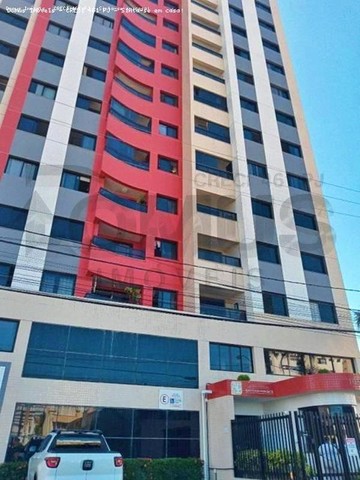 Apartamento para venda tem 85 metros quadrados com 3 quartos em Atalaia - Aracaju - SE