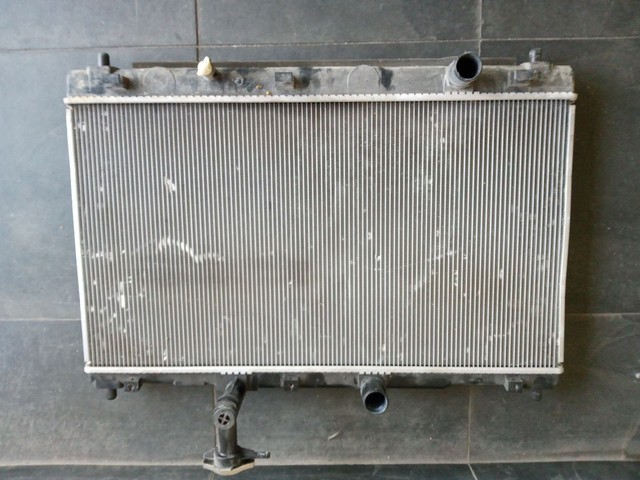 Radiador de água Honda W-rv (Cz223000-5900)