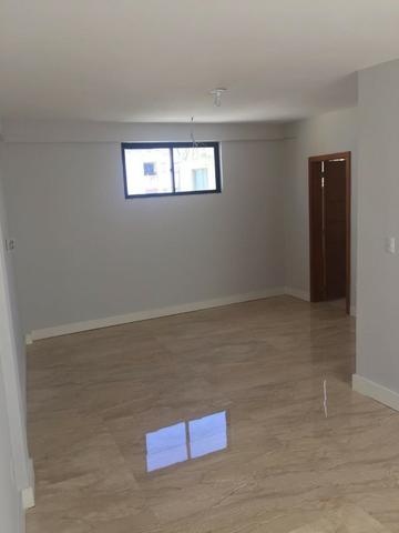 Suite Master em República estudantil na barra - Foto 4