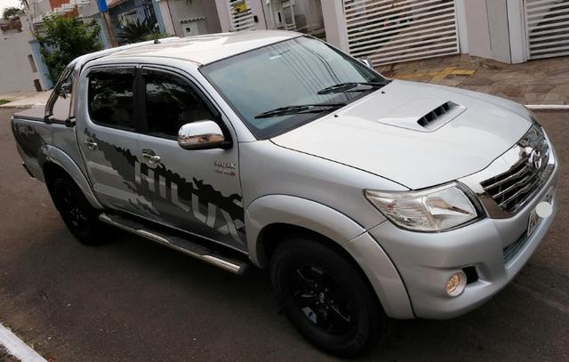Barbada- Hilux ano 2013 em Ótimo Estado - 3.2 Diesel - Financio 100% e Aceito Trocas