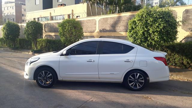 Nissan Versa Unique - Foto 4
