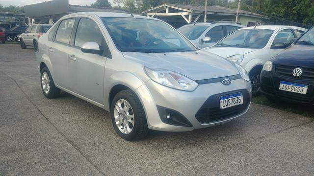 Fiesta Sedan SE 1.6 8v Completo ( r$ 3.000 abaixo da fipe) - Foto 3