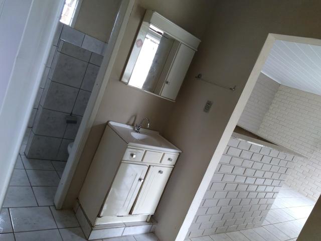 Locação imóvel,casa fundo - Foto 4