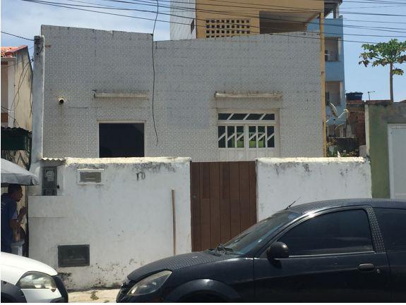 Casa livre serve para comercio rua comercial a 100m da orla escriturada - Foto 2