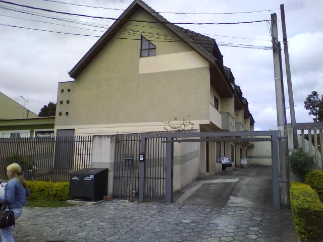 Sobrado 3 dormitórios Pinheirinho