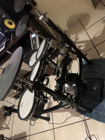 Bateria eletrônica Roland TD9 - Foto 3