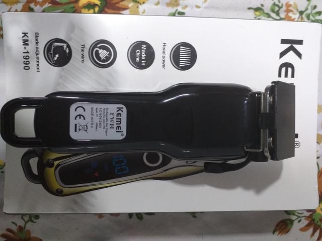 Máquina de corte Cordelles Kemei 1990 usada pouquíssimas vezes + Kit de tesoura Obopekal - Foto 4