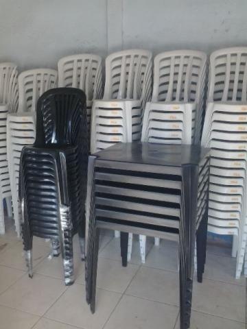 Jogos de mesas pretas 145 reais tel * - entregamos com taxa - Foto 2