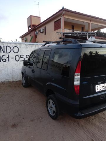 Vende se ou troca Doblo Elx 1.6 16v de 7 lug - Foto 3