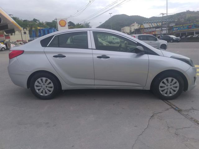 HB20S 1.0 Confort plus, completo - Foto 8